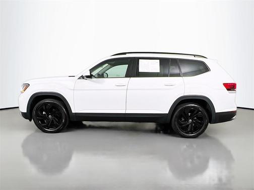 2023 Volkswagen Atlas 2.0T SE w/Technology