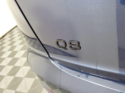 Waitomo Blue Metallic 2025 Audi Q8 55 Premium