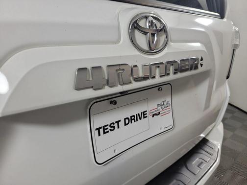 Super White 2021 Toyota 4Runner SR5 Premium