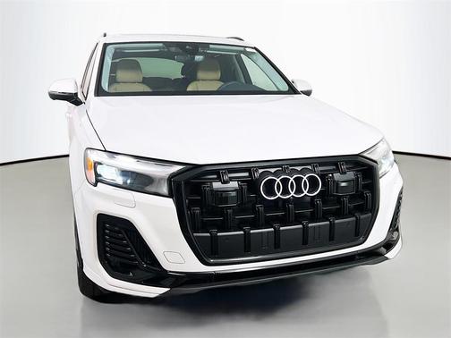 2026 Audi Q7 55 Premium Plus
