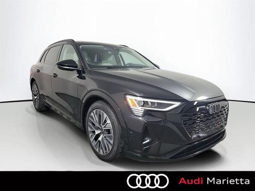 2024 Audi Q8 e-tron Premium Plus