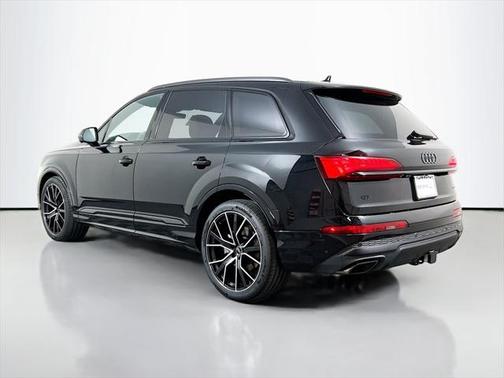 2025 Audi Q7 55 Prestige