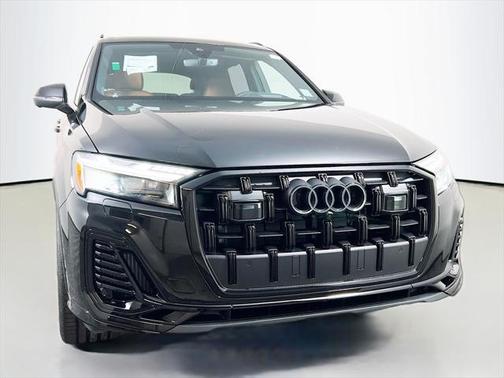 2025 Audi Q7 55 Prestige