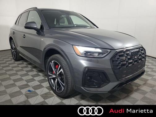 Daytona Gray Pearl Effect 2025 Audi Q5 45 S line Premium Plus