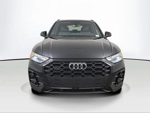 2025 Audi Q5 45 S line Premium