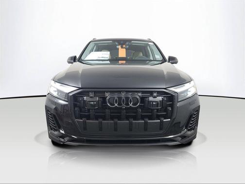 Mythos Black Metallic 2026 Audi Q7 45 Premium Plus
