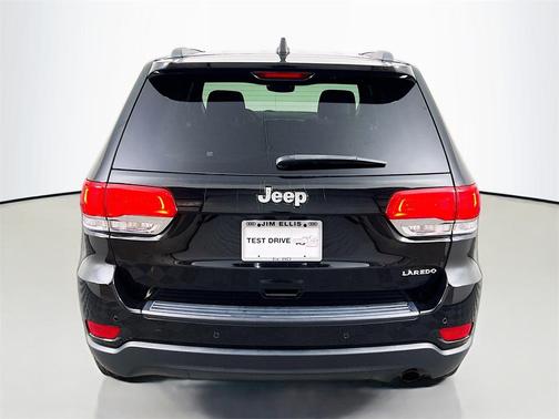 2018 Jeep Grand Cherokee Laredo E