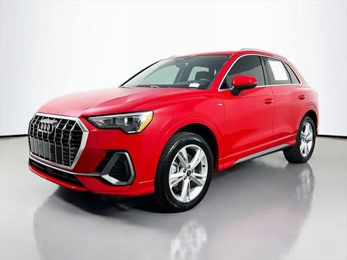 2021 Audi Q3 45 S line Premium