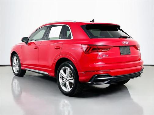 2021 Audi Q3 45 S line Premium