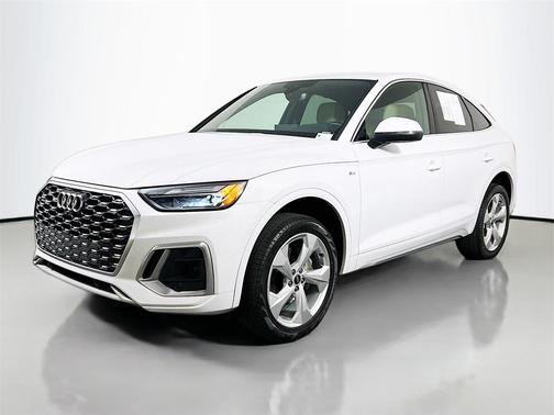 2022 Audi Q5 45 S line Premium Plus