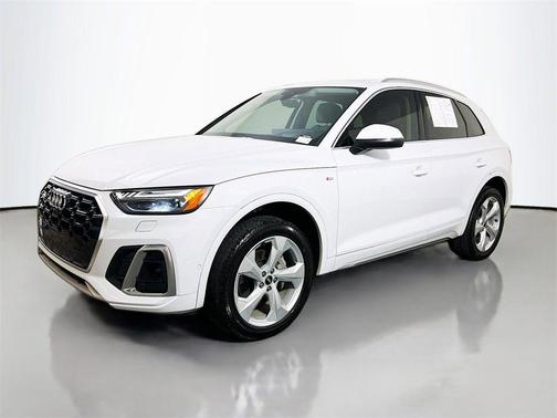 2024 Audi Q5 45 S line Prestige