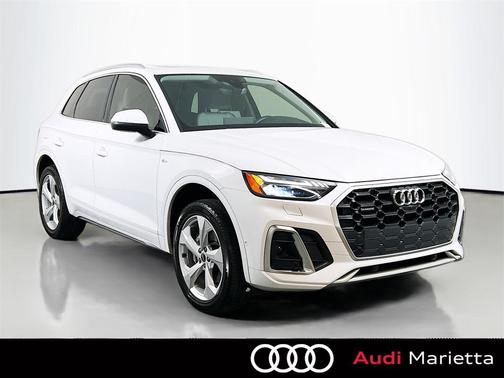 2024 Audi Q5 45 S line Prestige