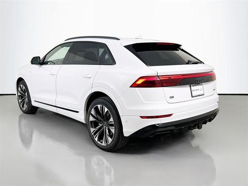 2026 Audi Q8 55 Premium Plus