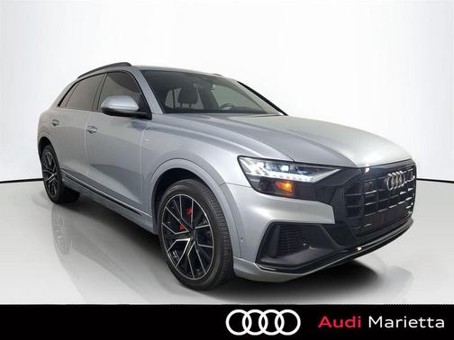 2023 Audi Q8 55 Premium Plus