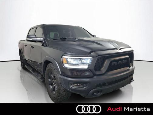 Diamond Black Crystal Pearlcoat 2021 RAM 1500 Rebel