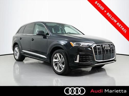 2022 Audi Q7 55 Premium Plus