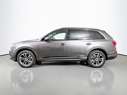 2026 Audi Q7 45 Premium