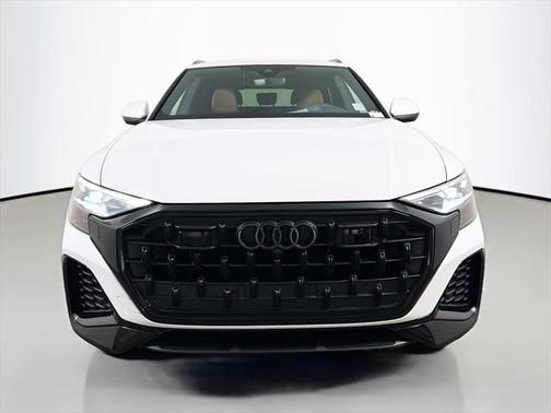 2025 Audi Q8 55 Premium Plus