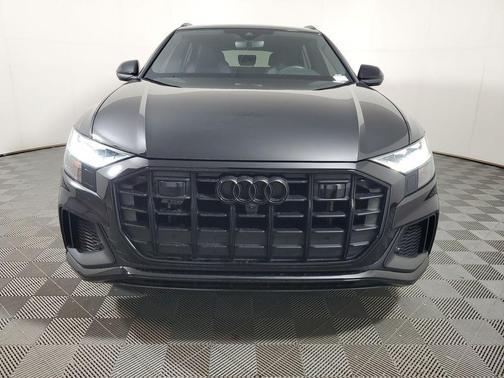 Mythos Black Metallic 2023 Audi SQ8 4.0T Premium Plus
