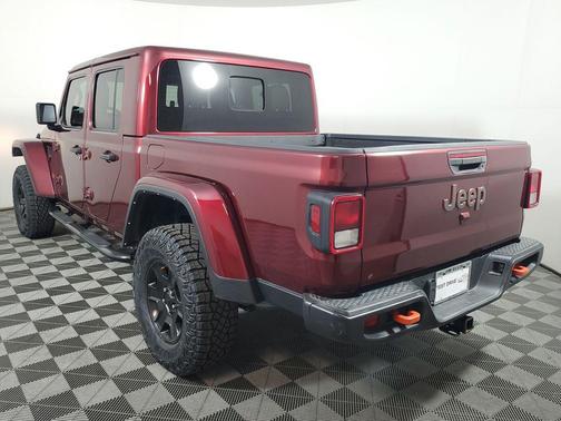 Snazzberry Pearlcoat 2022 Jeep Gladiator Mojave 4x4