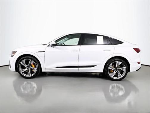 2022 Audi e-tron Sportback S line Prestige