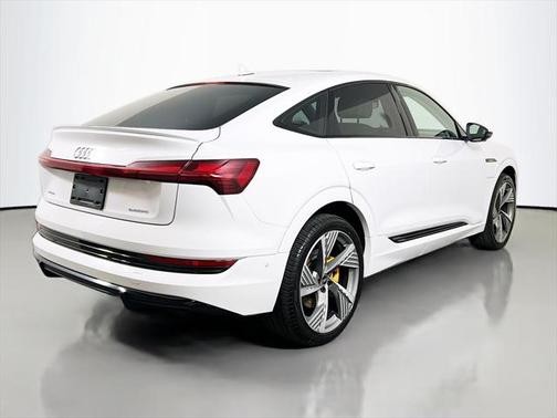 2022 Audi e-tron Sportback S line Prestige