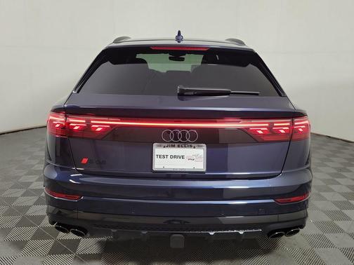 Waitomo Blue Metallic 2026 Audi SQ8 4.0T Prestige