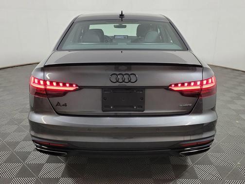 Daytona Gray Pearl Effect 2024 Audi A4 45 S line Premium Plus