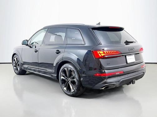 2026 Audi Q7 55 Premium Plus