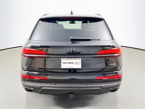 2026 Audi Q7 55 Premium Plus
