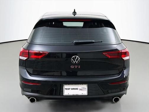 2024 Volkswagen Golf GTI 2.0T SE DSG