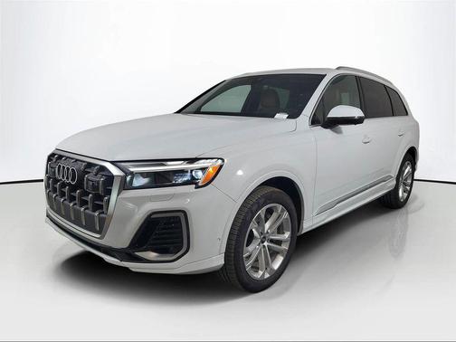 2025 Audi Q7 55 Premium