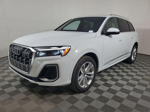 2025 Audi Q7 55 Premium
