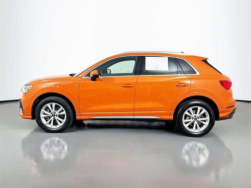 2023 Audi Q3 Premium 45 TFSI S line quattro Tiptronic
