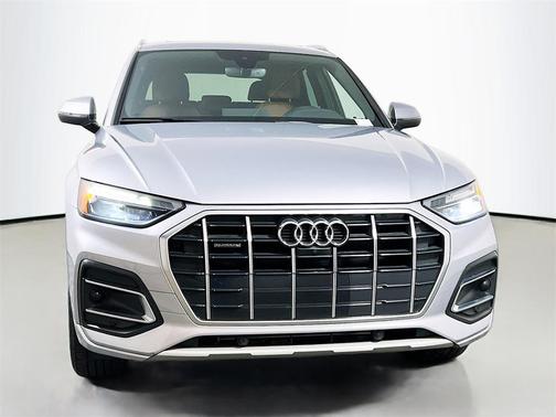 2022 Audi Q5 40 Premium Plus