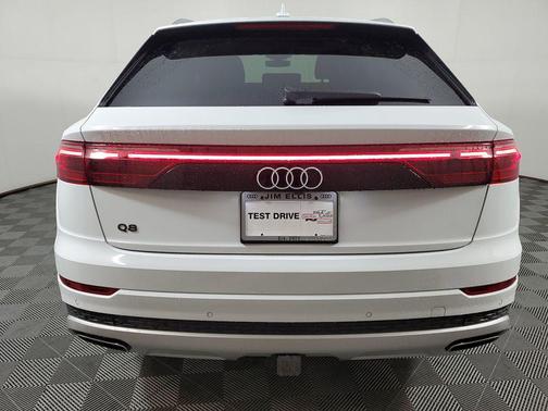 2025 Audi Q8 55 Premium Plus