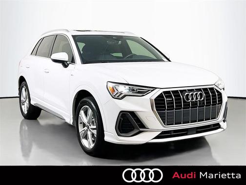 2022 Audi Q3 45 S line Premium Plus