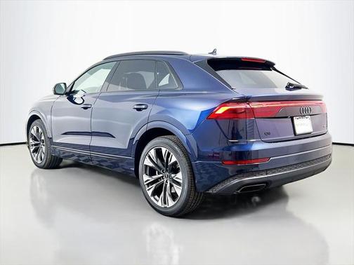 2025 Audi Q8 55 Premium Plus