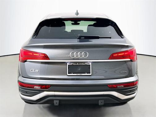 2024 Audi Q5 45 S line Premium Plus