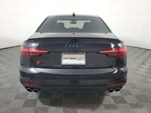 Mythos Black Metallic 2022 Audi S4 3.0T Premium