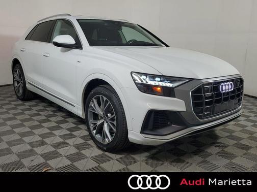 2023 Audi Q8 55 Premium Plus