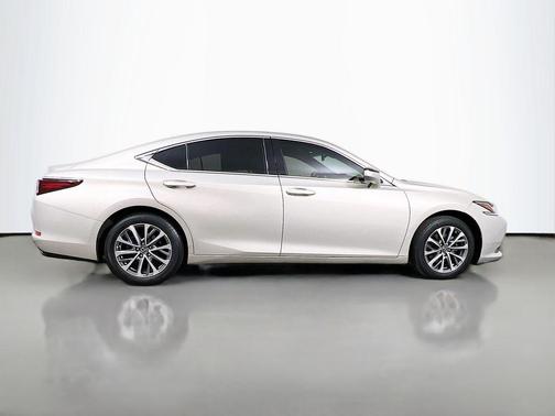 2023 Lexus ES 350 Base