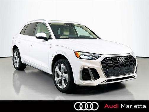 2023 Audi Q5 45 S line Premium Plus