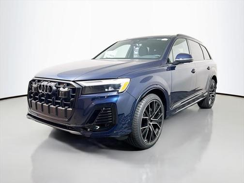 2025 Audi Q7 55 Premium Plus