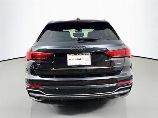 2025 Audi Q3 45 S line Premium Plus