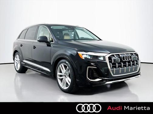 2025 Audi Q7 55 Premium Plus