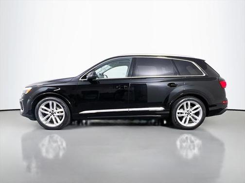 2025 Audi Q7 55 Premium Plus