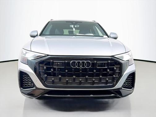 2025 Audi Q8 55 Premium Plus