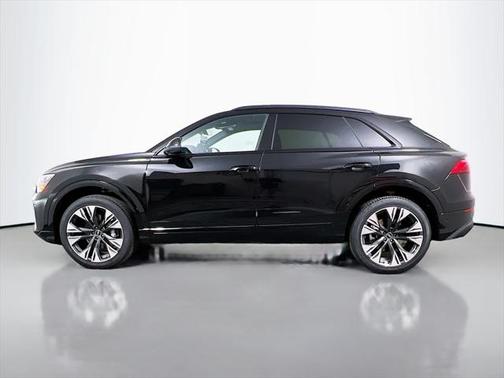 2025 Audi Q8 55 Premium
