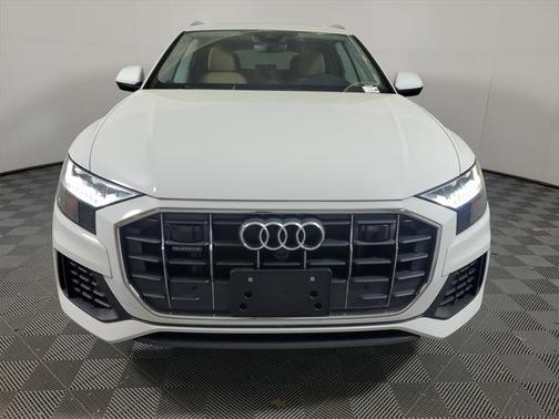 2023 Audi Q8 55 Premium
